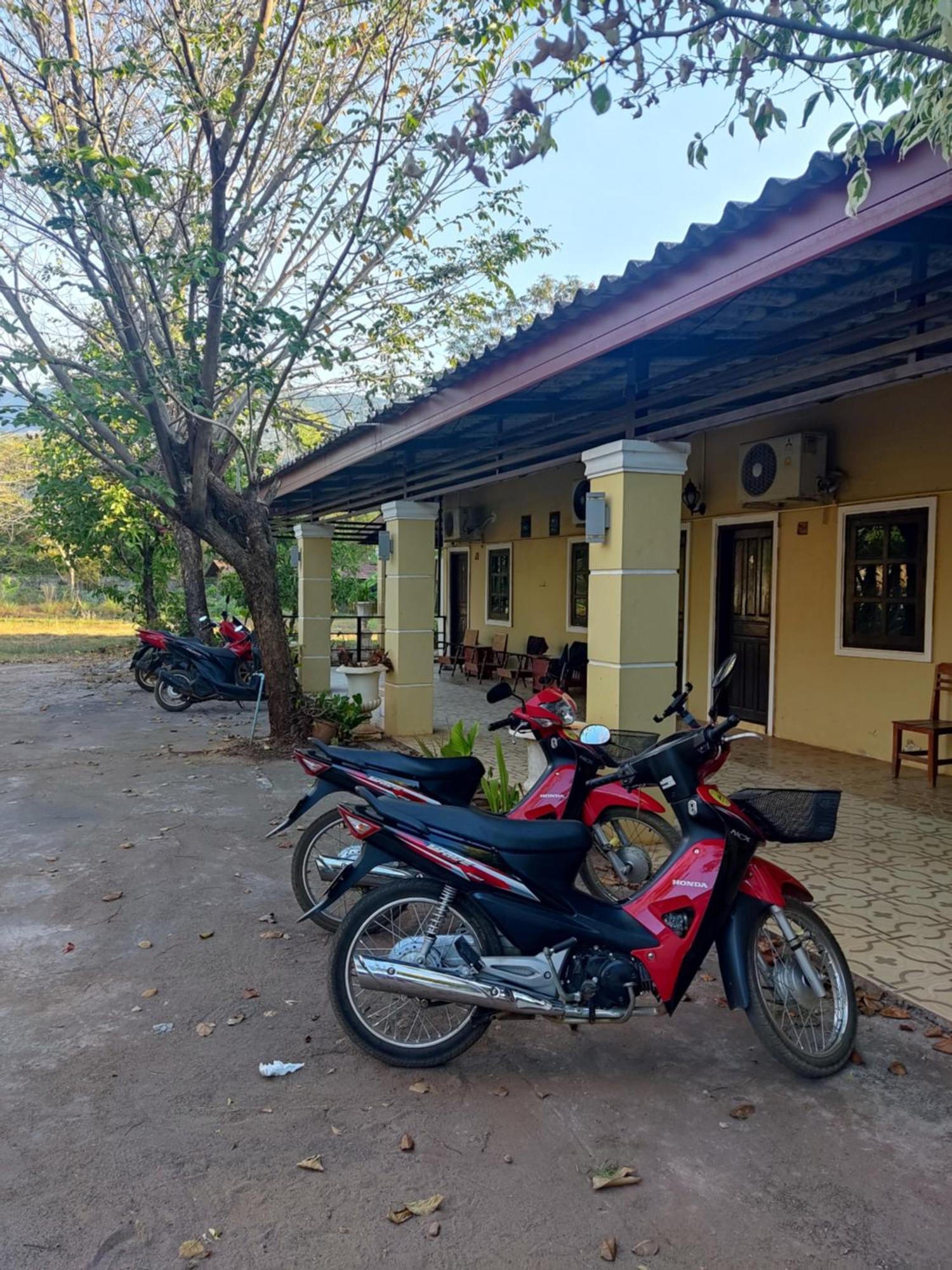 פקסה Erawan Guesthouse מראה חיצוני תמונה
