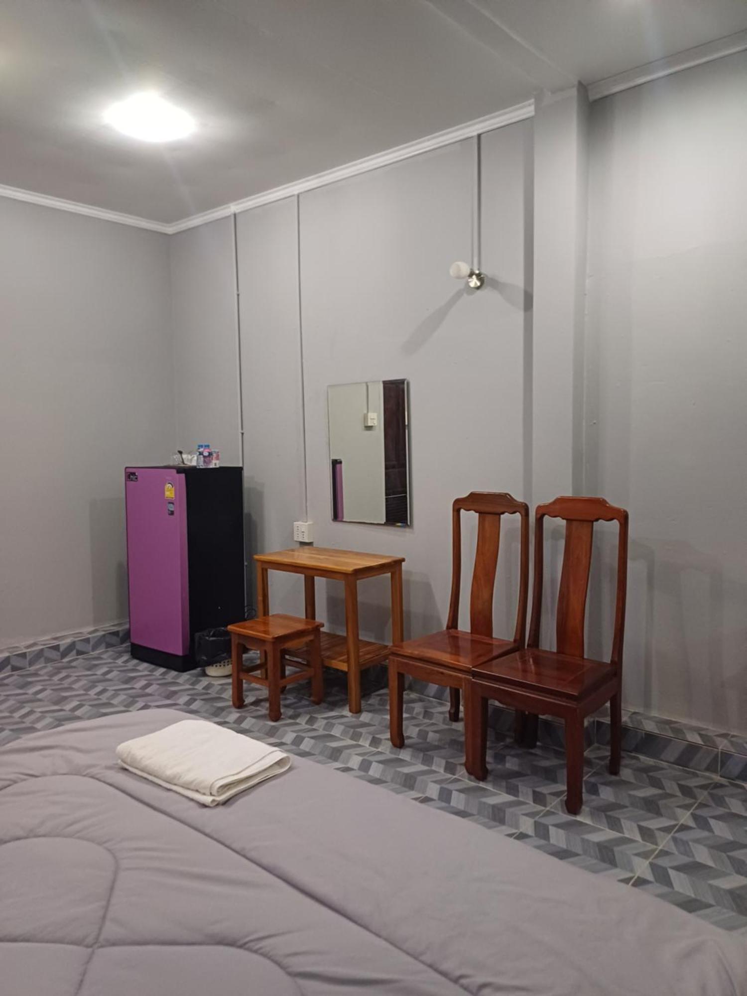 פקסה Erawan Guesthouse מראה חיצוני תמונה